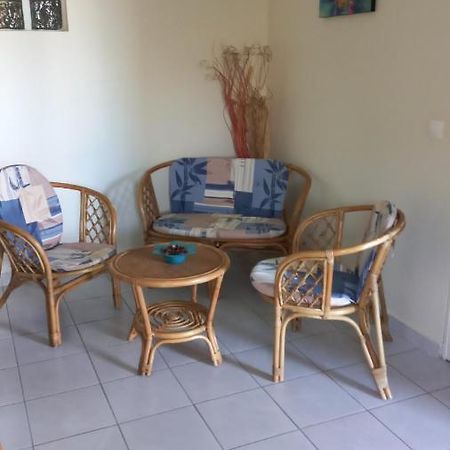 Charmant Petit T2 Dans Maison Vieux-Bourg Exterior foto