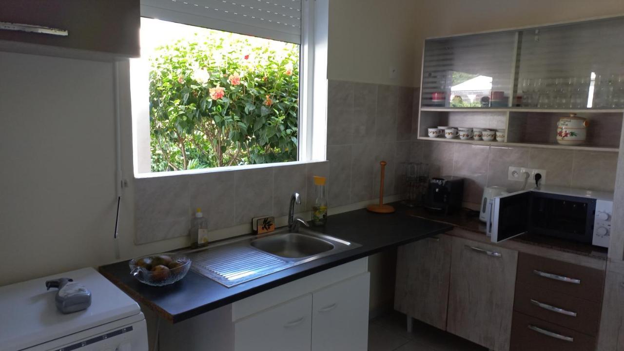 Charmant Petit T2 Dans Maison Vieux-Bourg Exterior foto