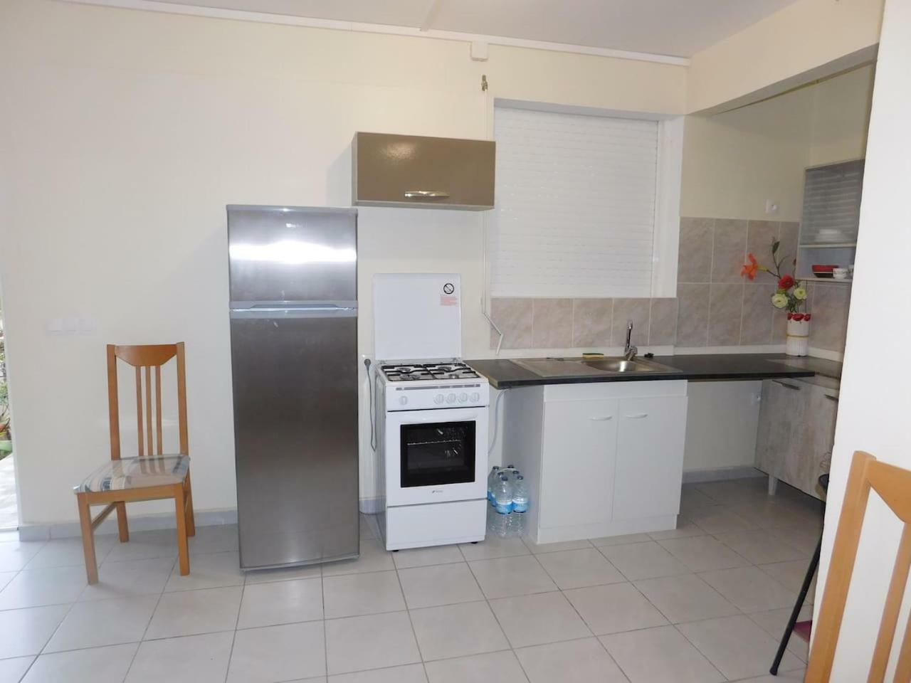 Charmant Petit T2 Dans Maison Vieux-Bourg Exterior foto