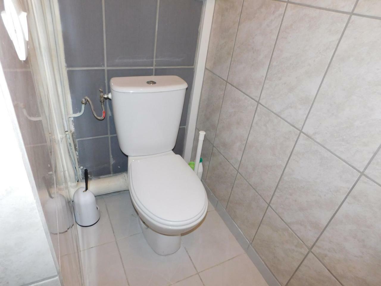 Charmant Petit T2 Dans Maison Vieux-Bourg Exterior foto